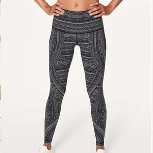 Lululemon Nulux Entwined Wunder Unders